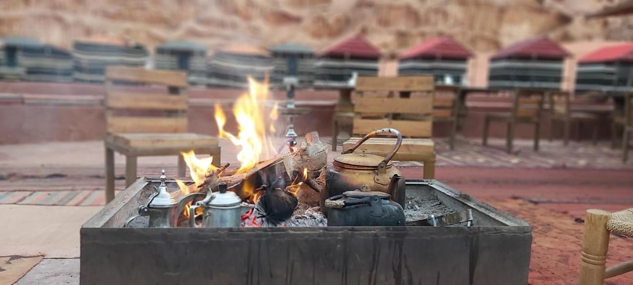 Rainbow Camp Hotel Wadi Rum Exterior foto